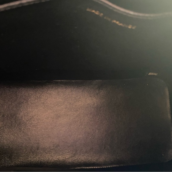 Chanel Timeless Medallion Handbag Purse w dustbag & CC medallion + Gold … - Picture 8 of 16